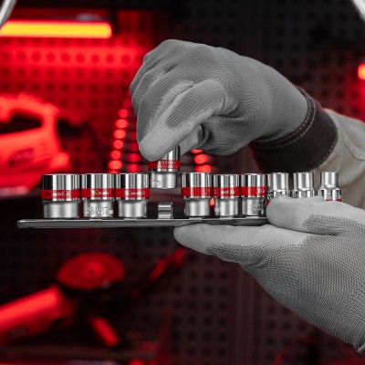 Набор торцевых головок 3/8", 6 гранные, CrV, 8-19мм, 10 штук Matrix Набор торцевых головок 3/8", 6 гранные, CrV, 8-19мм, 10 штук Matrix