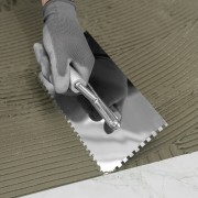 Гладилка из нержавеющей стали, 280 х 130 мм, деревянная ручка, зуб 6 х 6 мм Matrix