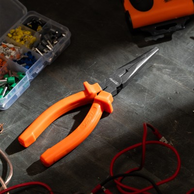 Длинногубцы прямые Classic, 180 мм, шлифованные, пластмассовые рукоятки Sparta Длинногубцы прямые Classic, 180 мм, шлифованные, пластмассовые рукоятки Sparta