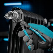 Клещи переставные, кнопочный механизм, обливные рукоятки, 180 мм Gross