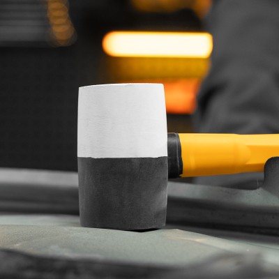 Киянка резиновая, 225 г, черно-белая, фибергласовая рукоятка c TPR покрытием Denzel Киянка резиновая, 225 г, черно-белая, фибергласовая рукоятка c TPR покрытием Denzel