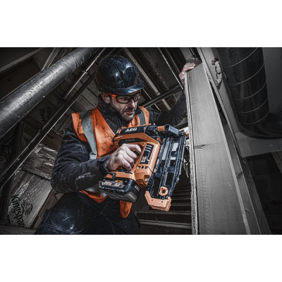 Пистолет гвоздезабивной аккумуляторный электро-пневматический AEG B16N18-0 (без аккумулятора и ЗУ) Пистолет гвоздезабивной аккумуляторный электро-пневматический AEG B16N18-0 (без аккумулятора и ЗУ)