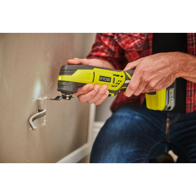 ONE + / Многофункциональный инструмент RYOBI R18MT3-0 (без батареи) ONE + / Многофункциональный инструмент RYOBI R18MT3-0 (без батареи)