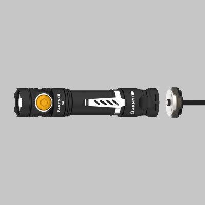 Фонарь Armytek Partner C2 Magnet USB Теплый Фонарь Armytek Partner C2 Magnet USB Теплый