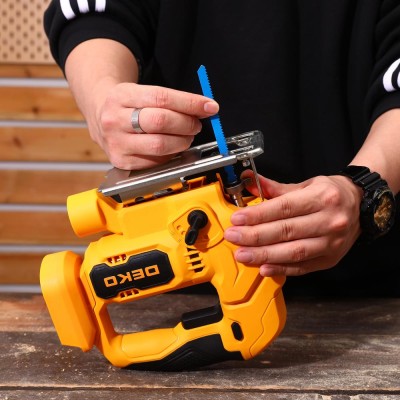 Лобзик аккумуляторный DEKO DKJS20E Лобзик аккумуляторный DEKO DKJS20E