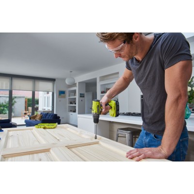 ONE + / Дрель-шуруповерт RYOBI R18DD2-0 (без батареи) ONE + / Дрель-шуруповерт RYOBI R18DD2-0 (без батареи)