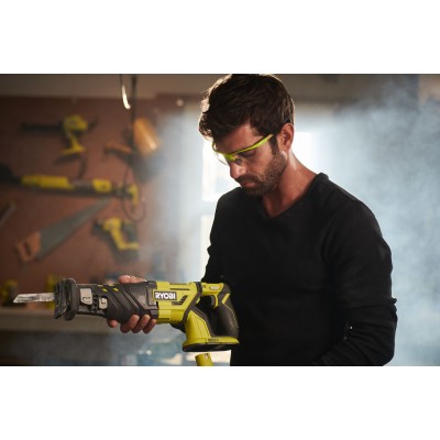 ONE + / Пила сабельная RYOBI R18RS7-0 (без батареи) ONE + / Пила сабельная RYOBI R18RS7-0 (без батареи)