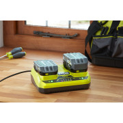 ONE + / Зарядное устройство RYOBI RC18240