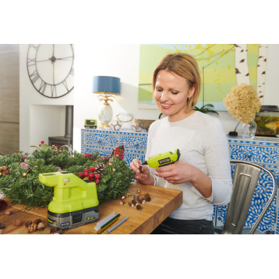 ONE + / Термоклеевой пистолет RYOBI RGLM18-0 (без батареи) ONE + / Термоклеевой пистолет RYOBI RGLM18-0 (без батареи)