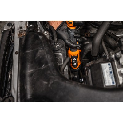 Угловой гаечный ключ аккумуляторный AEG BSS18R12BL-0 (без батареи) Угловой гаечный ключ аккумуляторный AEG BSS18R12BL-0 (без батареи)