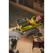 ONE + / Торцовочная пила RYOBI R18MS216-0 (без батареи)