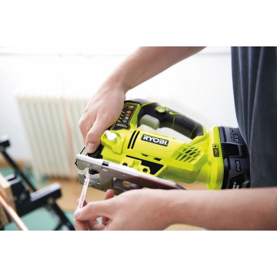 ONE + / Лобзик RYOBI R18JS-0 (без батареи) ONE + / Лобзик RYOBI R18JS-0 (без батареи)