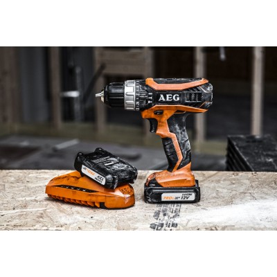 Дрель-шуруповерт ударная AEG BSB12G3LI-202C Дрель-шуруповерт ударная AEG BSB12G3LI-202C