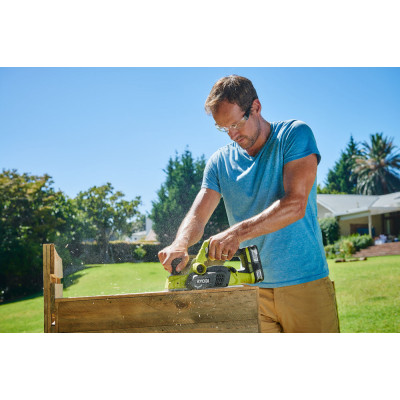 ONE + / Рубанок RYOBI R18PL-0 (без батареи) ONE + / Рубанок RYOBI R18PL-0 (без батареи)