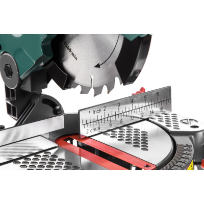 Пила торцовочная комбинированная ( + распиловочный стол) Hammer Flex STL1200/210C Пила торцовочная комбинированная ( + распиловочный стол) Hammer Flex STL1200/210C