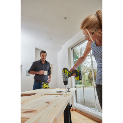 ONE + / Ударная дрель-шуруповерт RYOBI R18PDBL-0 (без батареи) ONE + / Ударная дрель-шуруповерт RYOBI R18PDBL-0 (без батареи)