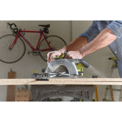 ONE + / Пила циркулярная RYOBI R18CS-0 (без батареи) ONE + / Пила циркулярная RYOBI R18CS-0 (без батареи)