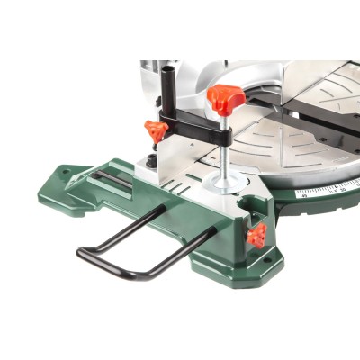 Пила торцовочная (стусло) Hammer Flex STL1800/255 1800Вт 5000об/мин круг 255мм гл. пропила 70мм Пила торцовочная (стусло) Hammer Flex STL1800/255 1800Вт 5000об/мин круг 255мм гл. пропила 70мм