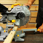 Пила торцовочная DEKO DKMS2200-255 Laser