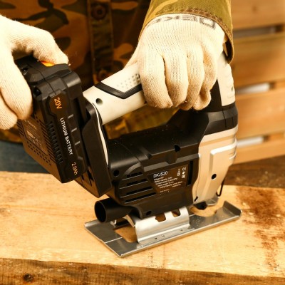 Лобзик аккумуляторный DEKO DKJS20 Лобзик аккумуляторный DEKO DKJS20