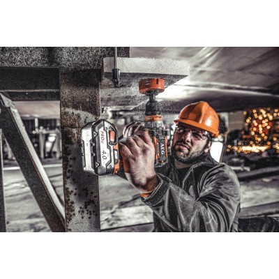 Дрель-шуруповерт ударная аккумуляторная AEG BSB 18 CBL-0 (без батареи) Дрель-шуруповерт ударная аккумуляторная AEG BSB 18 CBL-0 (без батареи)