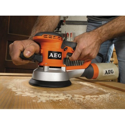 Эксцентриковая шлифмашина AEG EX 150 ES Эксцентриковая шлифмашина AEG EX 150 ES