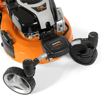 Газонокосилка бензиновая самоходная DAEWOO DLM 5500SVRB Газонокосилка бензиновая самоходная DAEWOO DLM 5500SVRB