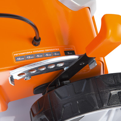 Аэратор-скарификатор бензиновый DAEWOO DSC 4000 Аэратор-скарификатор бензиновый DAEWOO DSC 4000